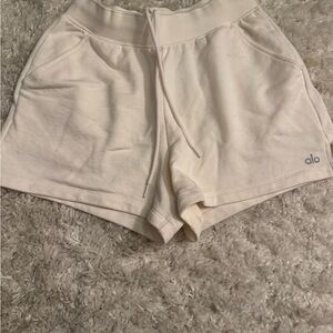 ALO Yoga Cream Athletic Shorts